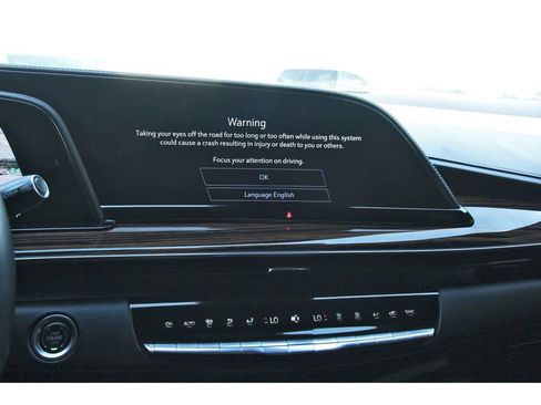 Certified 2024 Cadillac Escalade Luxury image 21