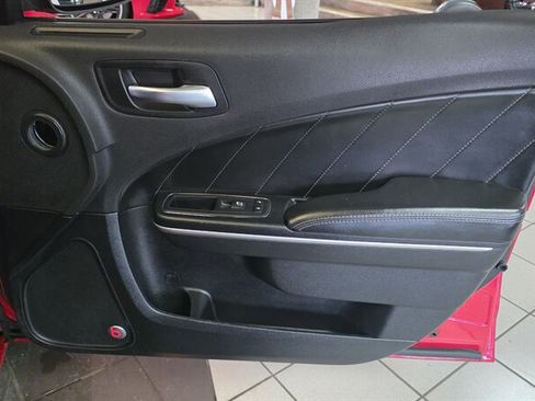 Used 2015 Dodge Charger SXT w/ Plus Group image 29