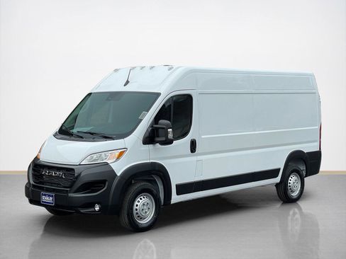 New 2026 RAM ProMaster 2500 w/ Convenience Group image 3