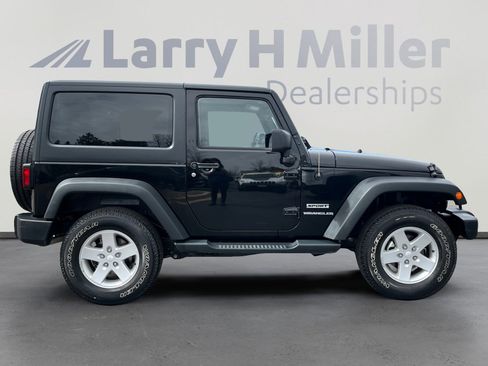 Used 2015 Jeep Wrangler Sport w/ Quick Order Package 23S image 6