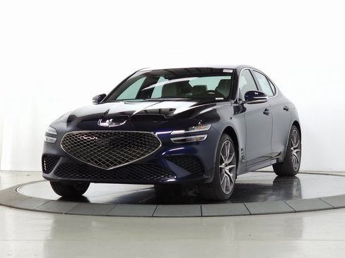 New 2026 Genesis G70 2.5T image 3