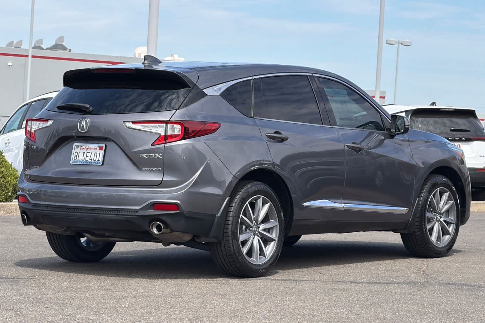 Used 2019 Acura RDX w/ Technology Package AWD/4WD image 2