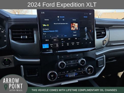 Used 2024 Ford Expedition XLT image 25