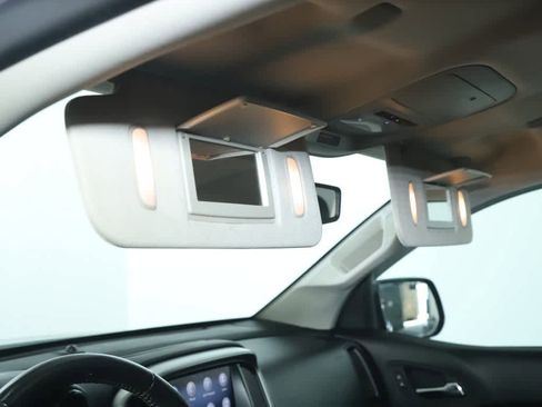 Used 2020 Chevrolet Colorado LT w/ LT Convenience Package image 19