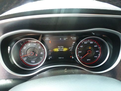 Used 2017 Dodge Charger SXT AWD/4WD image 17