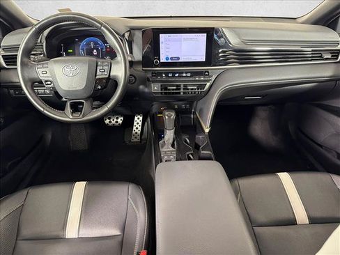 Used 2025 Toyota Camry SE FWD image 22