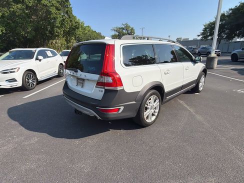 Used 2016 Volvo XC70 T5 Platinum w/ Protection Package FWD image 14