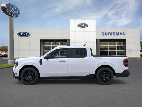 New 2026 Ford Maverick Lariat w/ Black Appearance Package image 4