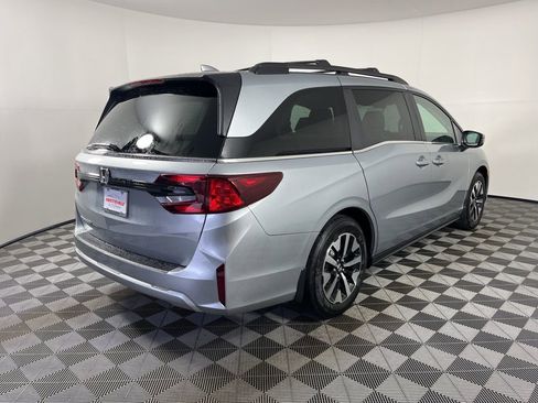 New 2026 Honda Odyssey EX-L image 5