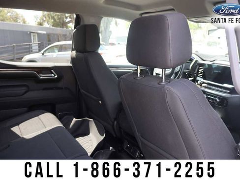 Used 2023 GMC Sierra 1500 SLE w/ Enhanced Capability Package AWD/4WD image 27