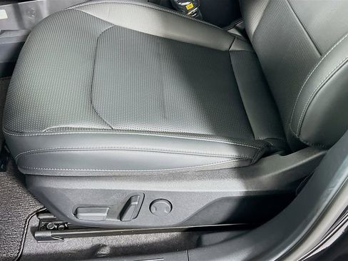 New 2025 Kia EV6 Wind image 16