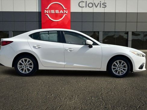 Used 2016 MAZDA MAZDA3 i Touring w/ Popular Equipment Package image 9