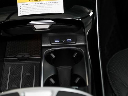 Used 2026 Mercedes-Benz Maybach S 580 4MATIC image 51