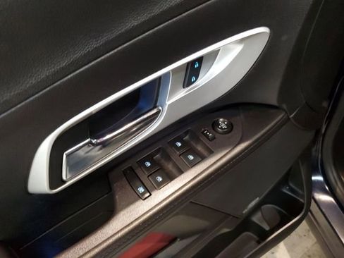 Used 2016 Chevrolet Equinox LTZ w/ Enhanced Convenience Package image 12