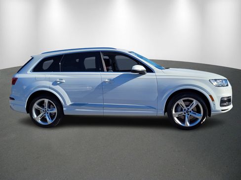 Used 2019 Audi Q7 3.0T Prestige image 8