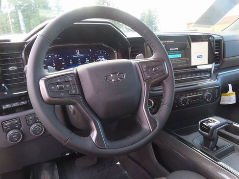 Certified 2025 Chevrolet Silverado 1500 ZR2 w/ Technology Package image 18