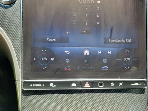 Used 2024 Mercedes-Benz C 300 Sedan image 24