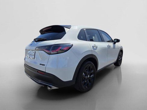 Used 2025 Honda HR-V Sport image 5