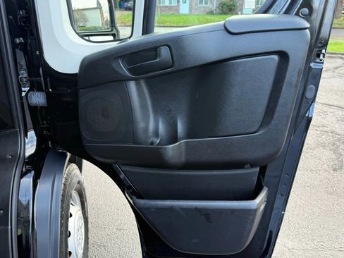 Used 2018 RAM ProMaster 2500 w/ Mopar Trailer Tow Group image 17