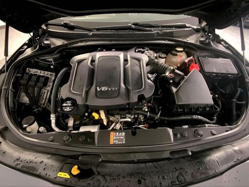 Used 2017 Buick LaCrosse Essence w/ Sun and Shade Package FWD image 10