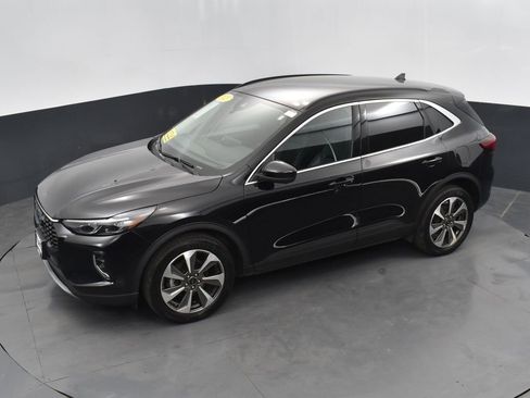 Used 2023 Ford Escape Platinum image 43