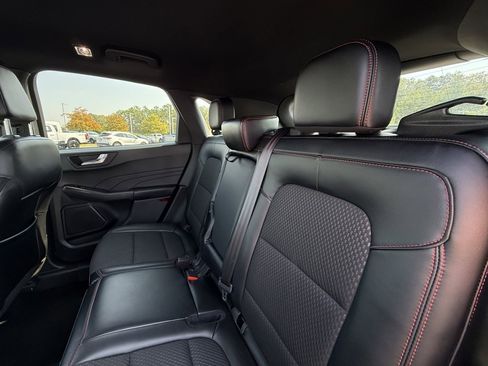 Used 2023 Ford Escape ST-Line image 26