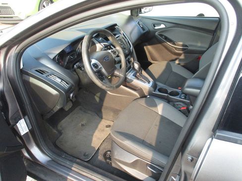 Used 2014 Ford Focus SE image 7