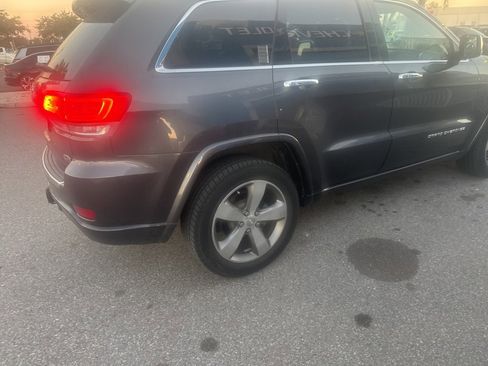 Used 2016 Jeep Grand Cherokee Overland image 3