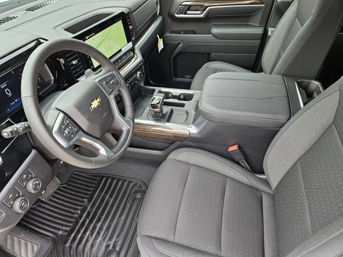 New 2026 Chevrolet Silverado 1500 LT w/ Texas Edition Plus AWD/4WD image 17