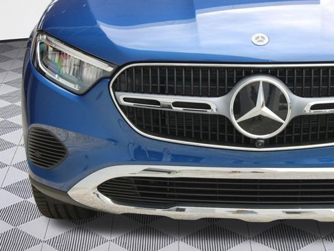 Used 2026 Mercedes-Benz GLC 300 image 11