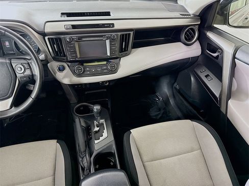 Certified 2018 Toyota RAV4 XLE image 27