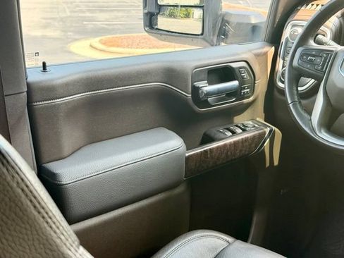 Used 2021 GMC Sierra 2500 Denali w/ Denali Ultimate Package AWD/4WD image 21