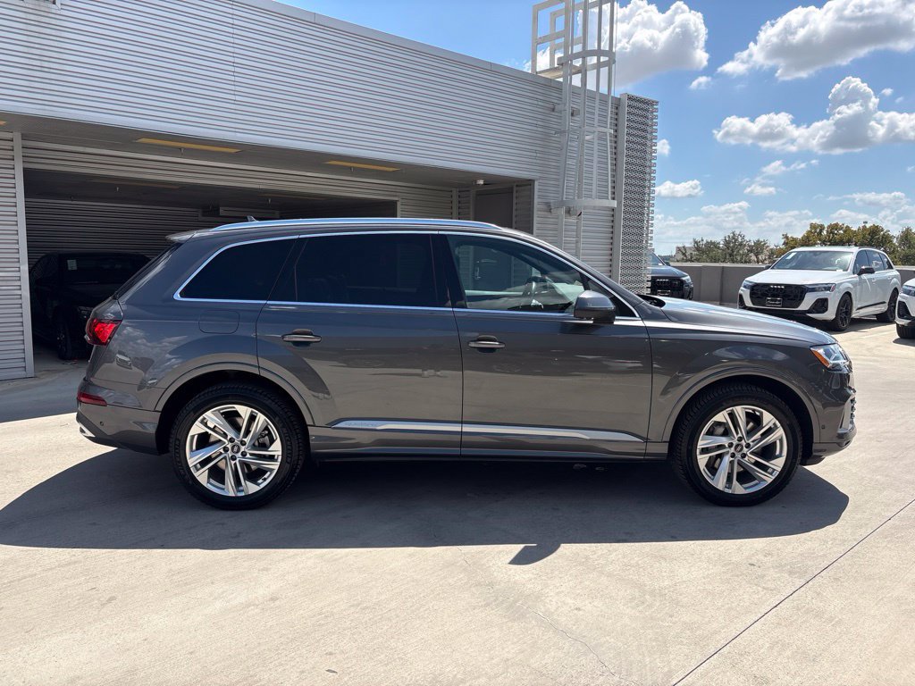 Used 2021 Audi Q7 2.0T Premium Plus w/ Executive Package AWD/4WD image 4
