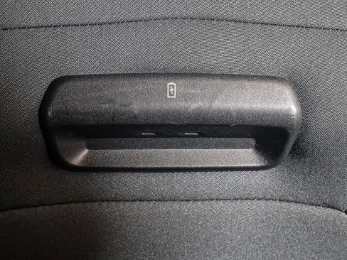 Certified 2025 Ford Expedition Active image 26