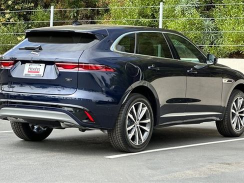 New 2026 Jaguar F-PACE R-Dynamic S image 5