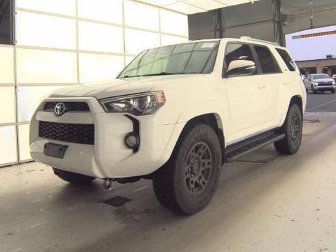 Used 2016 Toyota 4Runner SR5 Premium AWD/4WD image 1