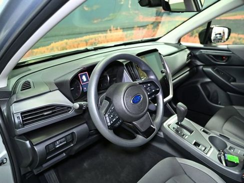Used 2025 Subaru Crosstrek 2.0i Premium image 22