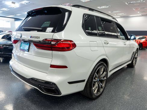 Used 2021 BMW X7 M50i w/ Premium Package AWD/4WD image 6