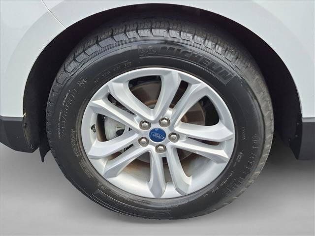 Used 2020 Ford Edge SEL FWD image 21