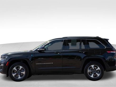 Used 2022 Jeep Grand Cherokee Limited 4xe AWD/4WD image 6