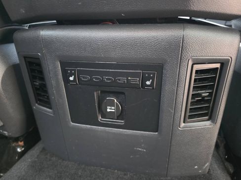 Used 2010 Dodge Ram 1500 Truck Laramie AWD/4WD image 32