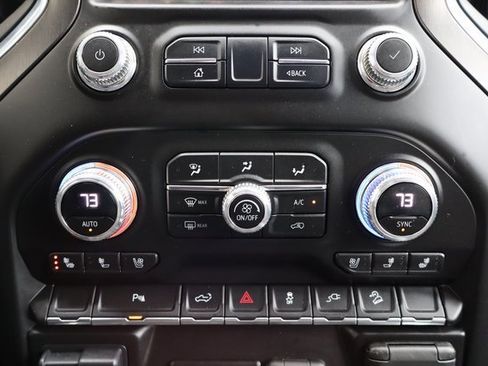 Used 2023 GMC Sierra 3500 AT4 w/ AT4 Preferred Package image 10