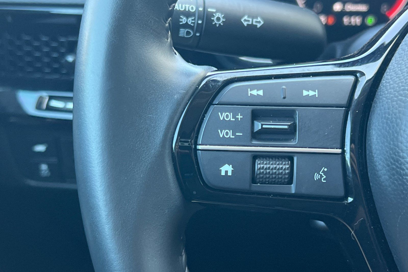 Used 2024 Honda CR-V EX-L image 27