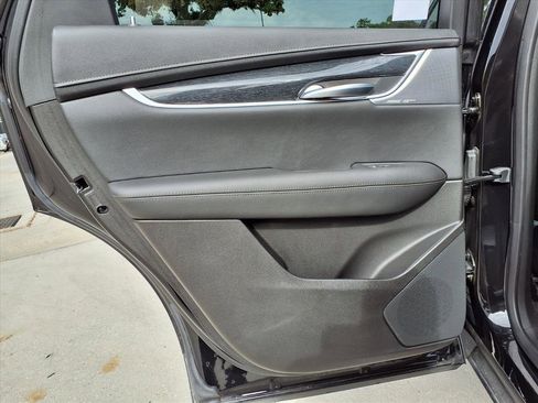 Certified 2023 Cadillac XT5 Premium Luxury w/ LPO, Floor Liner Package image 18