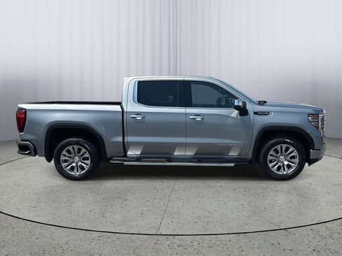 Used 2023 GMC Sierra 1500 Denali image 7