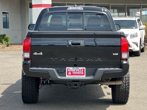 Certified 2022 Toyota Tacoma SR AWD/4WD image 8