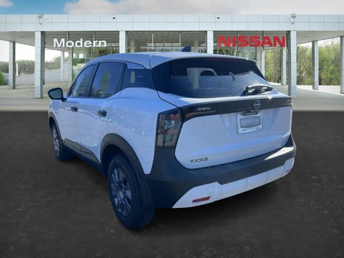 New 2026 Nissan Kicks S image 3