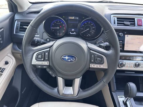 Used 2017 Subaru Legacy 2.5i Limited AWD/4WD image 15