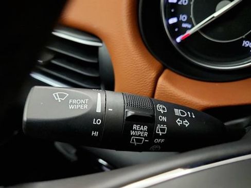 Used 2022 Maserati Levante Modena AWD/4WD image 60