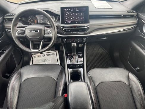 Used 2023 Jeep Compass Trailhawk w/ Trailhawk Convenience Group image 28